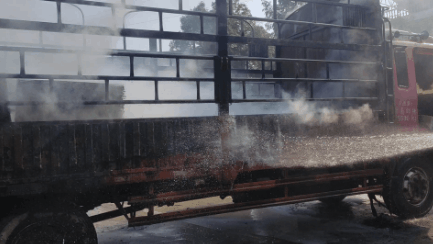 一點就著的外墻保溫材料竟還在使用！